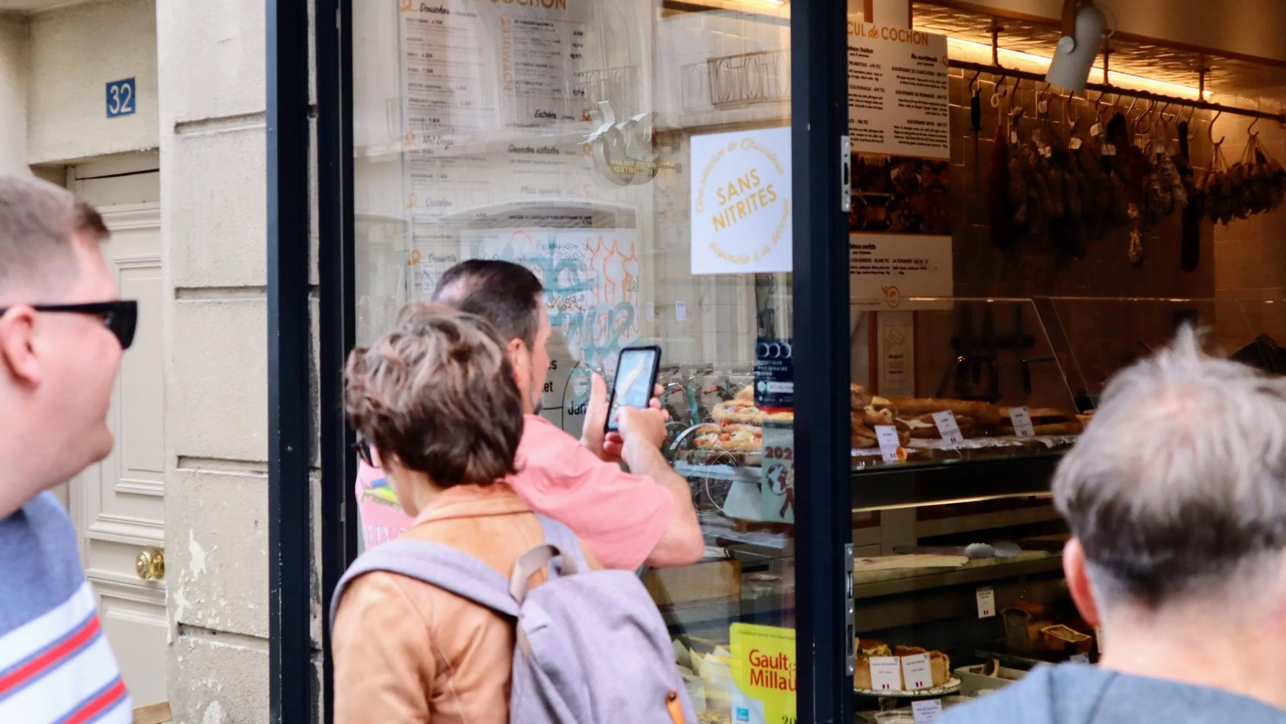 Outside a Parisian Shop Outside a Parisian Shop scaled Eat Like The French! April 14, 2025